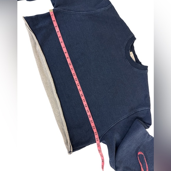 Good American Jeanius Indigo Denim Sweatshirt (set available) - Picture 3 of 10